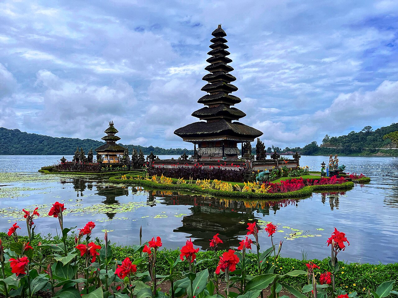 travel bandung bali